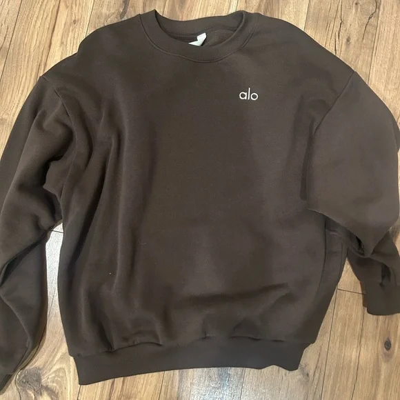 ALO Yoga women’s brown accolade crew neck pullover - Picture 8 of 8